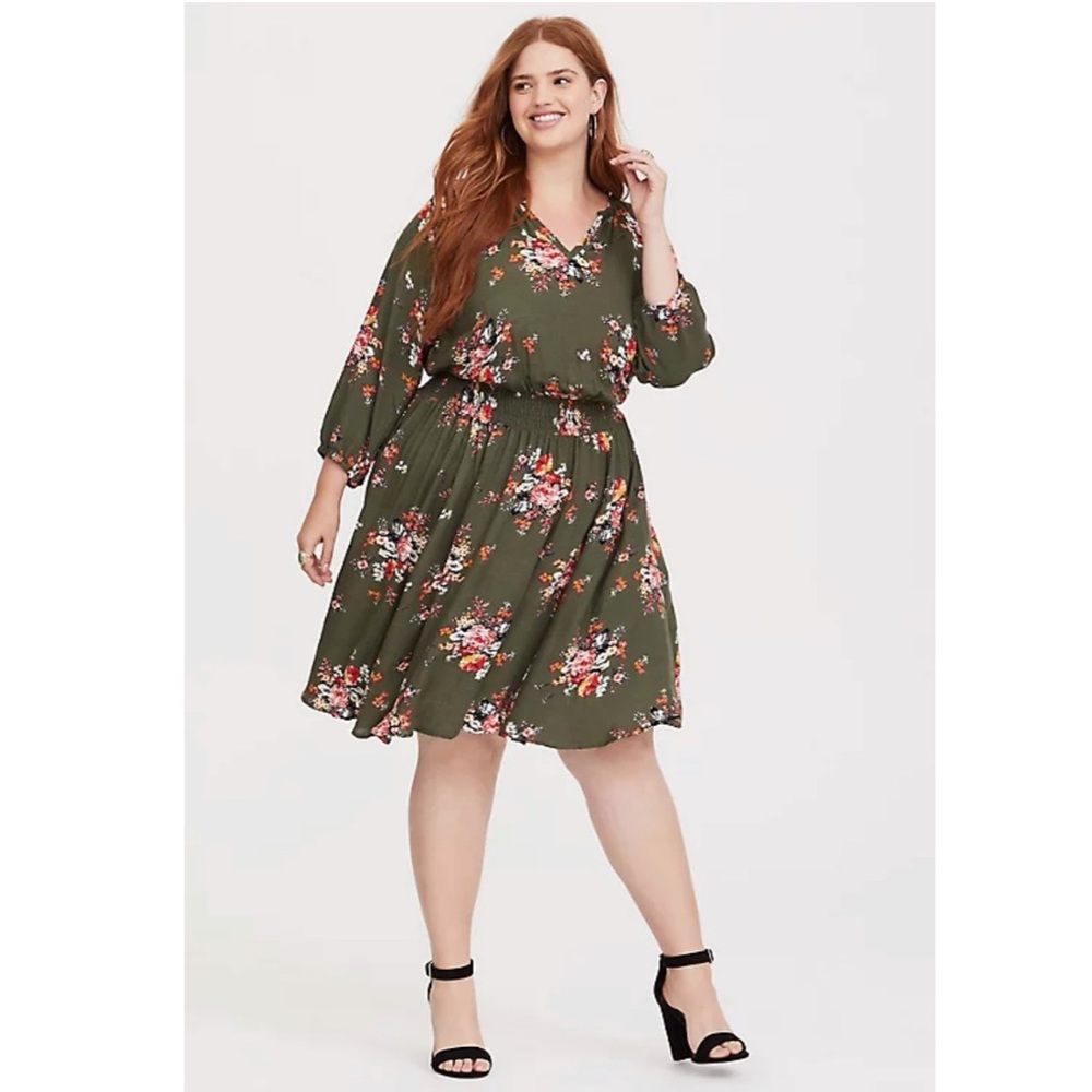 OLIVE FLORAL SMOCKED SKATER DRESS